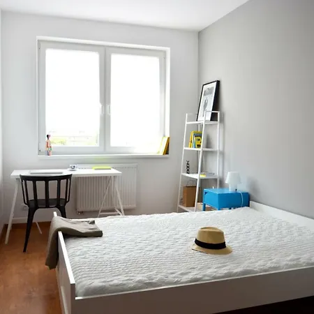 Lejlighed Brand New Apartment. Parking Spot Included!