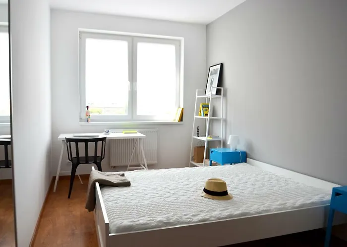 Apartament Brand New Apartment. Parking Spot Included!