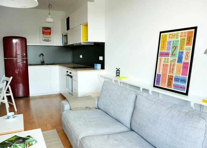 Brand New Apartment. Parking Spot Included! Apartament *