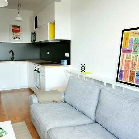 Brand New Apartment. Parking Spot Included! דירה *