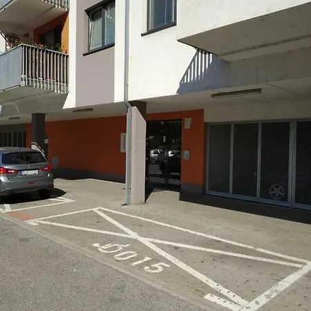 Brand New Apartment. Parking Spot Included! דירה *